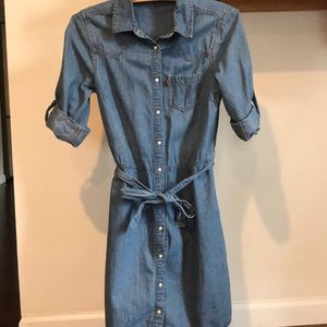 Levi’s Denim 3/4 Sleeve Dress with Belt